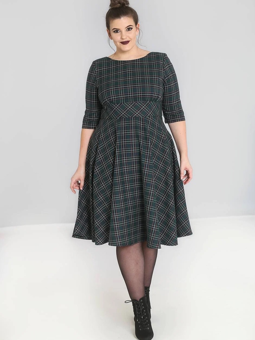 Hell Bunny 1950s style Peebles Dark Green Plaid Fit & Flare Dress size 4X 18